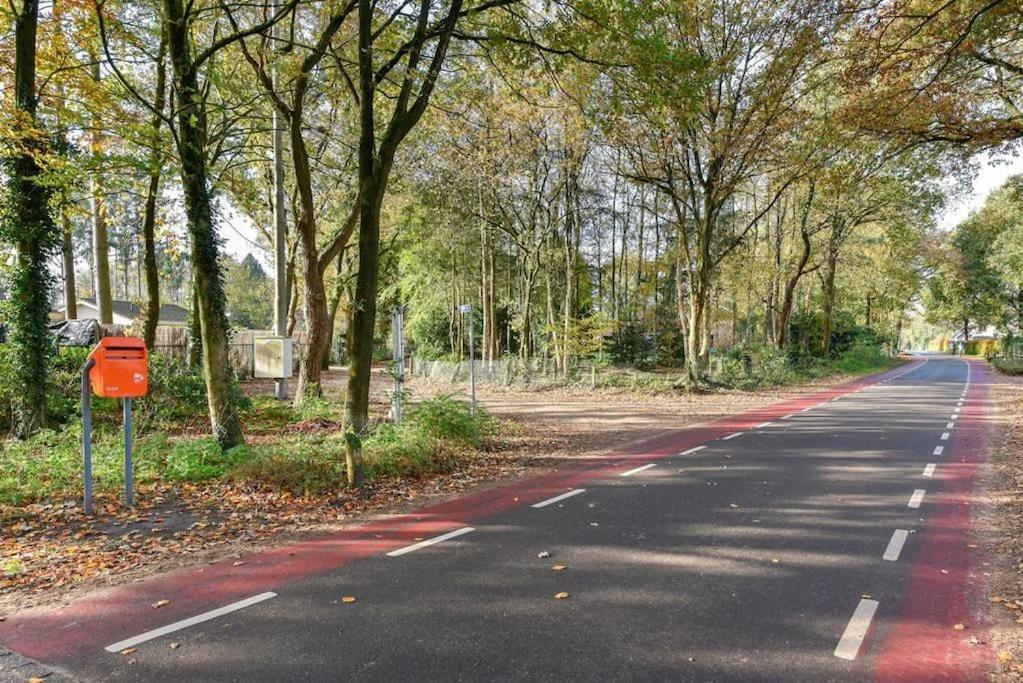 Villa Huinerhofje 3 Vrijstaand op privépark aan bosrand Putten Esterno foto
